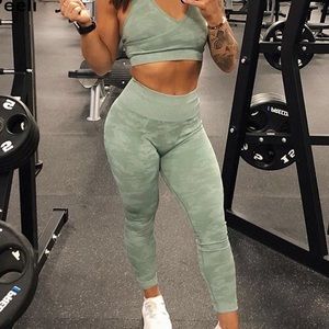 GYMSHARK CAMO SET